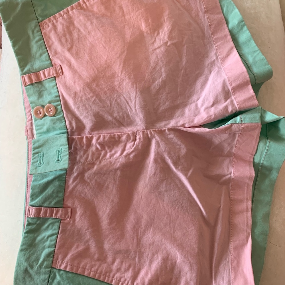 Vineyard vines shorts
